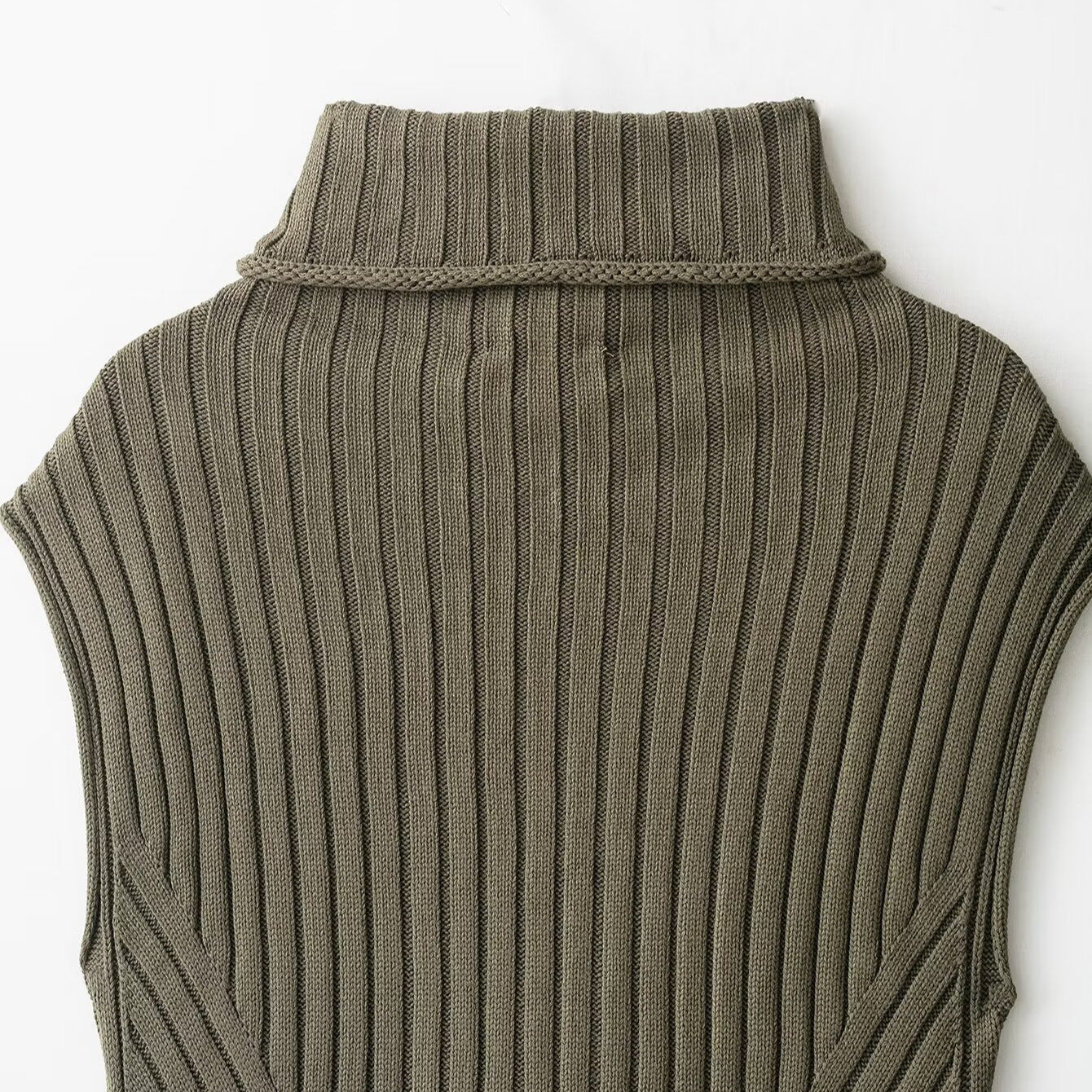 High-neck Slim-fit Sleeveless Knitted Vest Versatile Knitwear