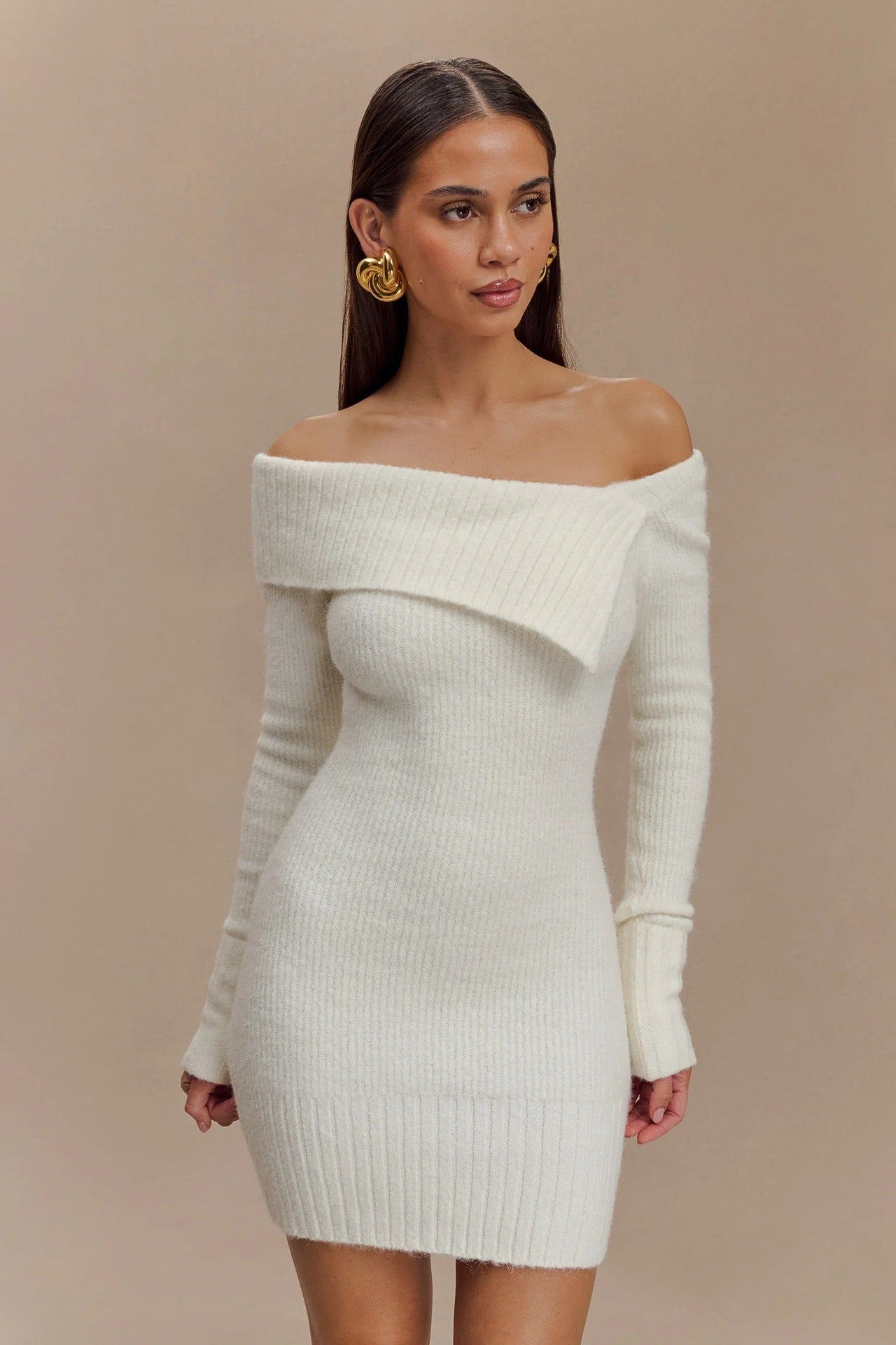 Off-shoulder Knitted sweater dress