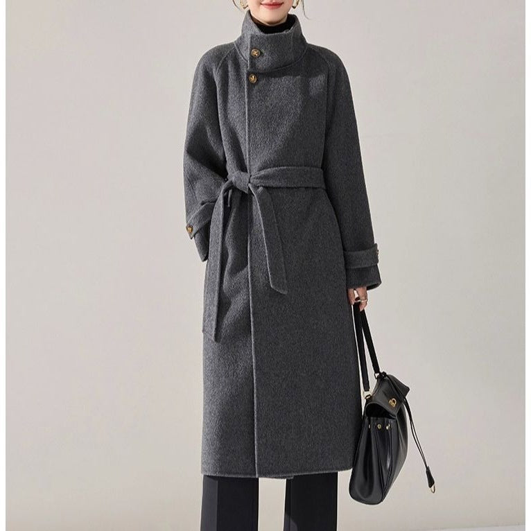 Black Chic Figure-flattering Wool Coat For Women