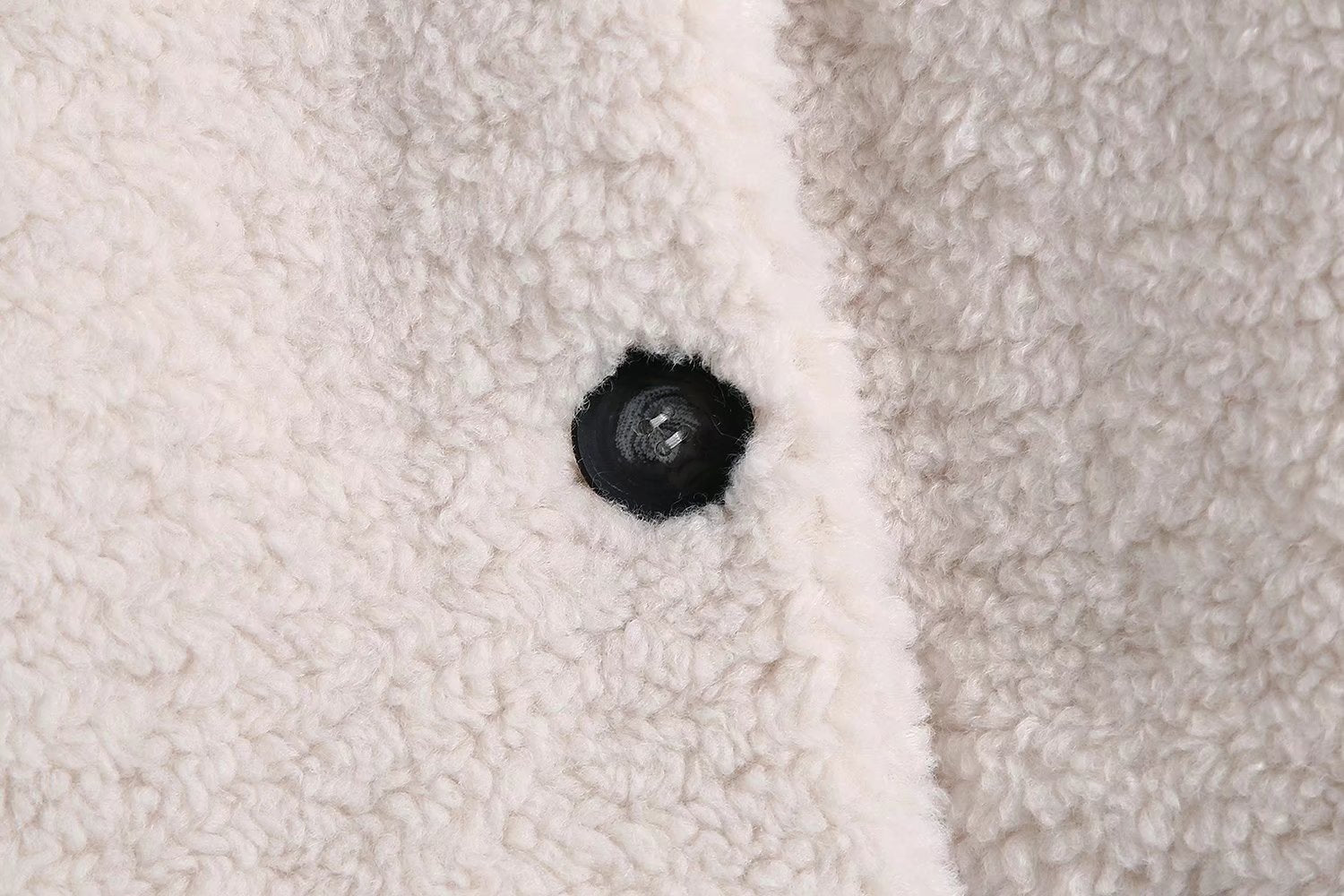 Single Breasted Fashionable Lapel Lamb Wool Coat