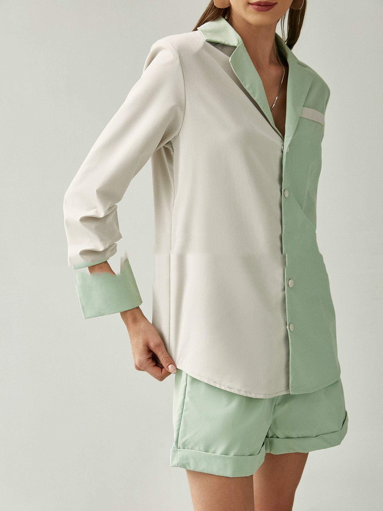 Pure Color Split Temperament Shows Thin Green Shirt