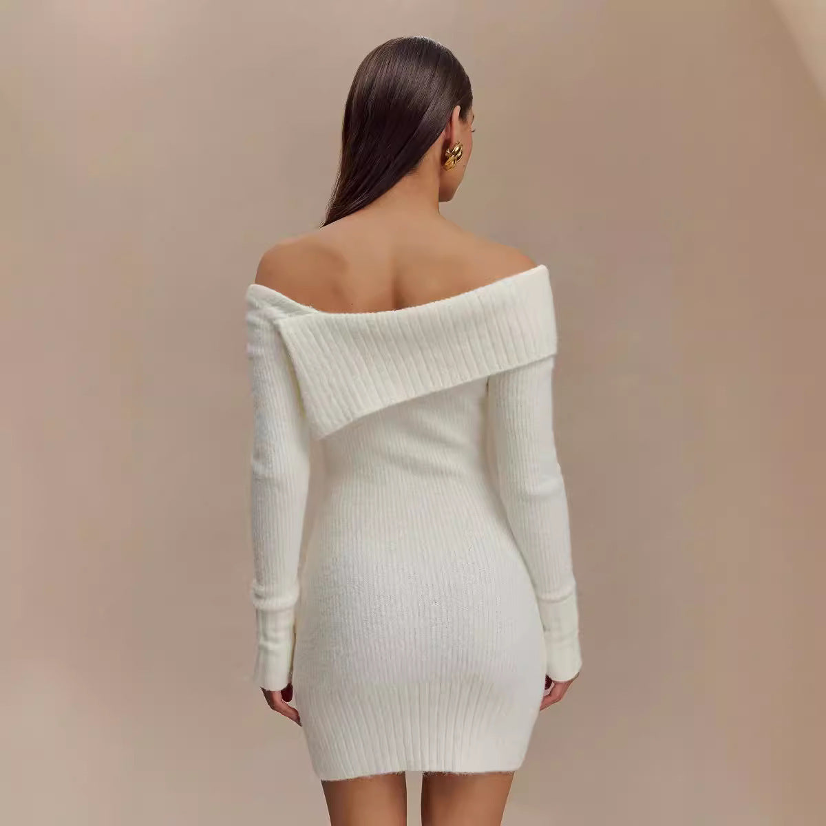Off-shoulder Knitted sweater dress